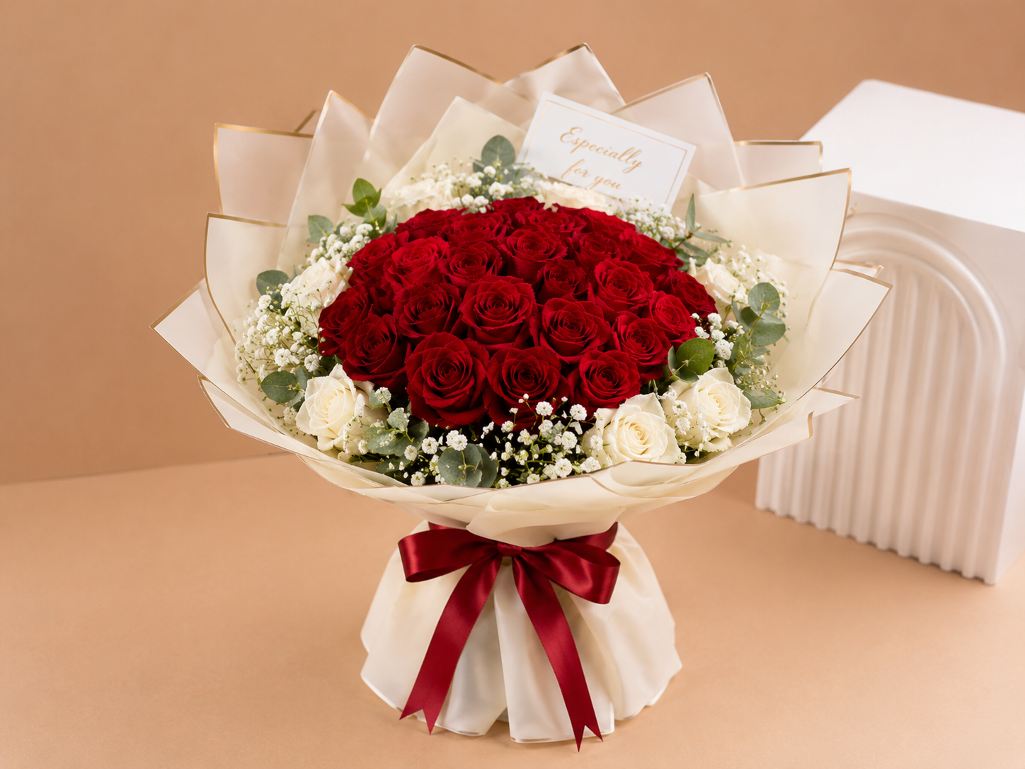 Splendid 50 Red Roses Bouquet