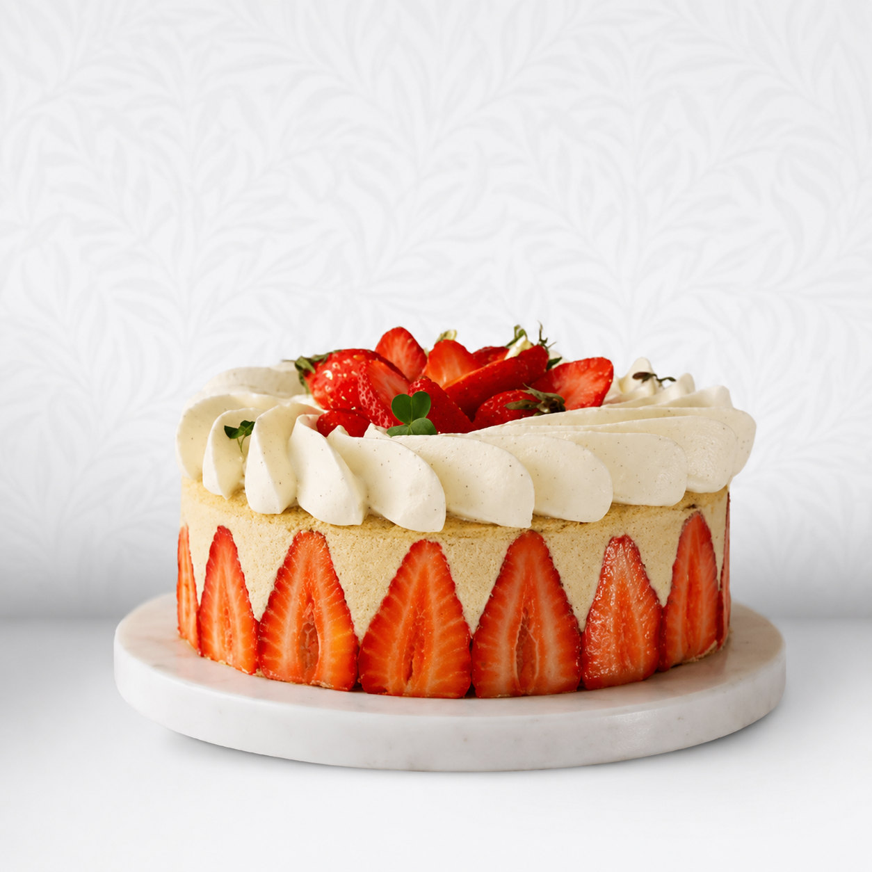 Delectable strawberry cake