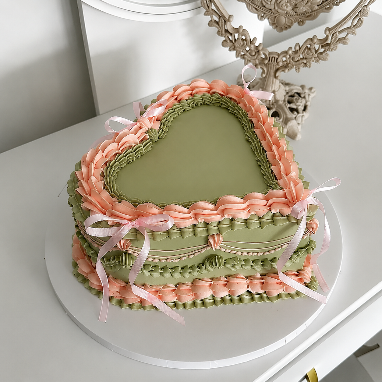 Green Meadow Ribbon Cake